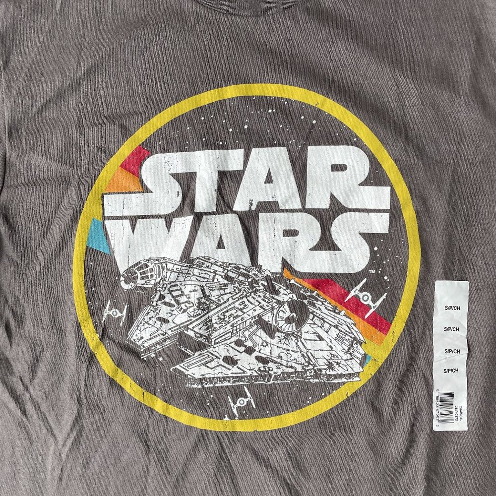 NEW Star Wars Millennium Falcon T-shirt Sz S - Picture 1 of 5